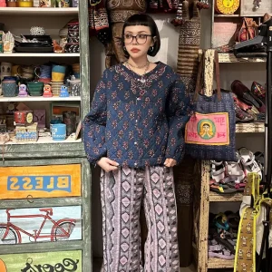 macrame 低調懷舊花blockprint薄棉襖外套 m3827q (藍色)
